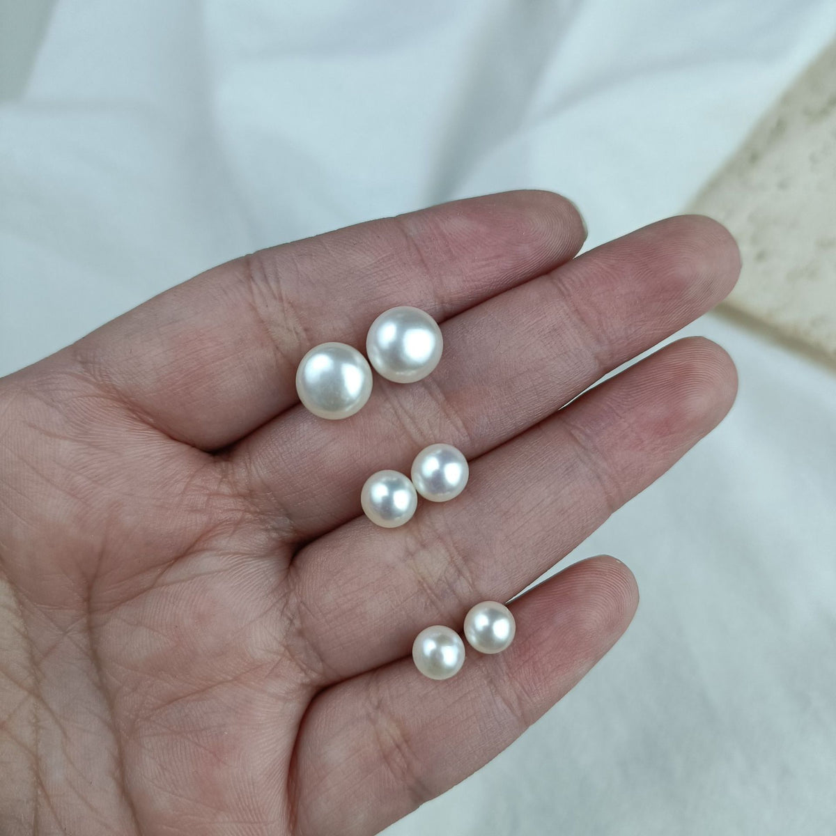 5A 18K Gold Earring Studs, Round White Freshwater Pearls 5–11mm, High Luster 5A Quality Natural Pearl Stud Earrings, Elegant Fine Jewelry