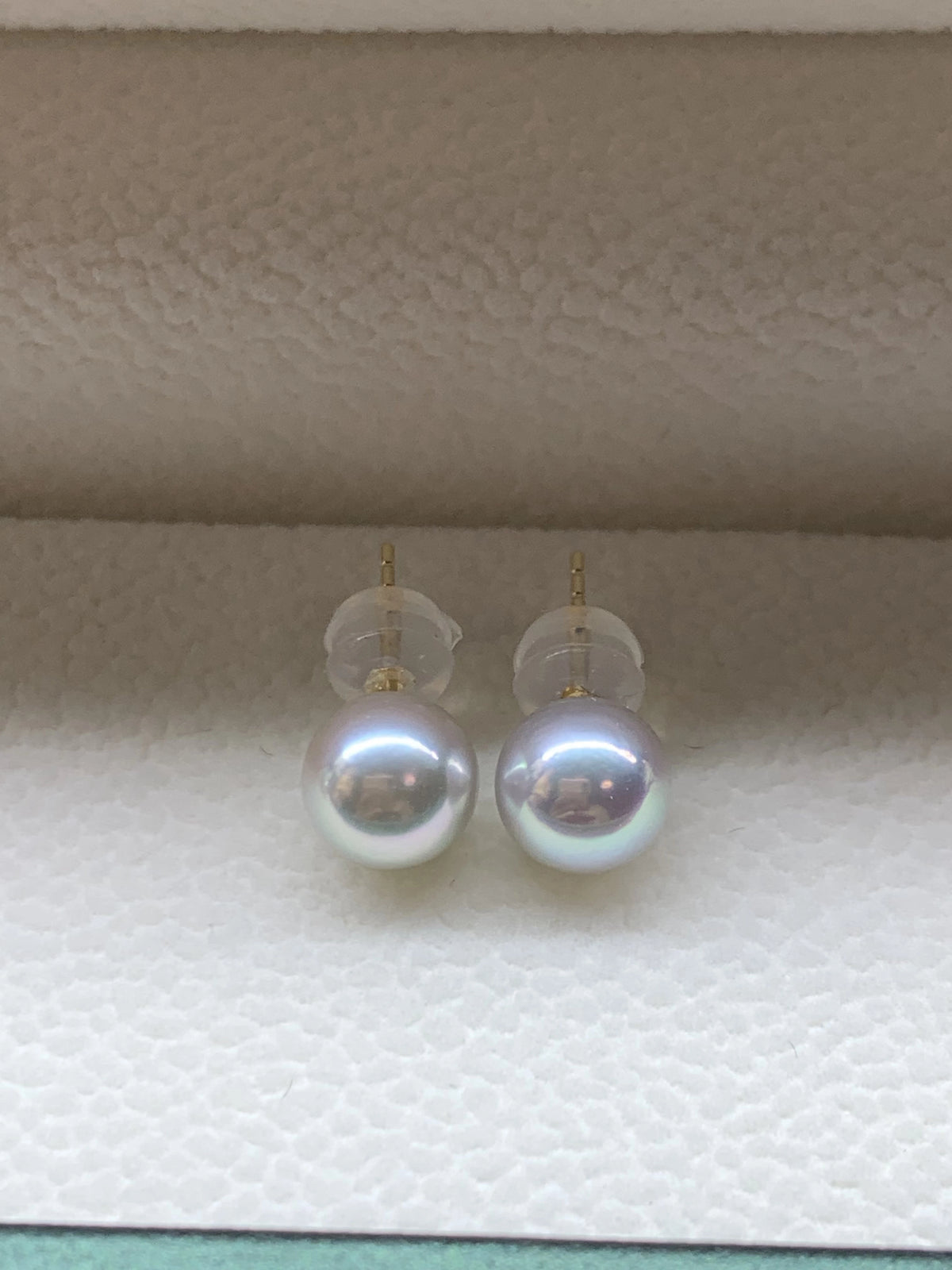4A 5-9mm Blue Rose Akoya Pearl Earrings, Natural Round Saltwater Pearls with 18K Gold Stud Setting High Luster Slight Blemish Jewelry