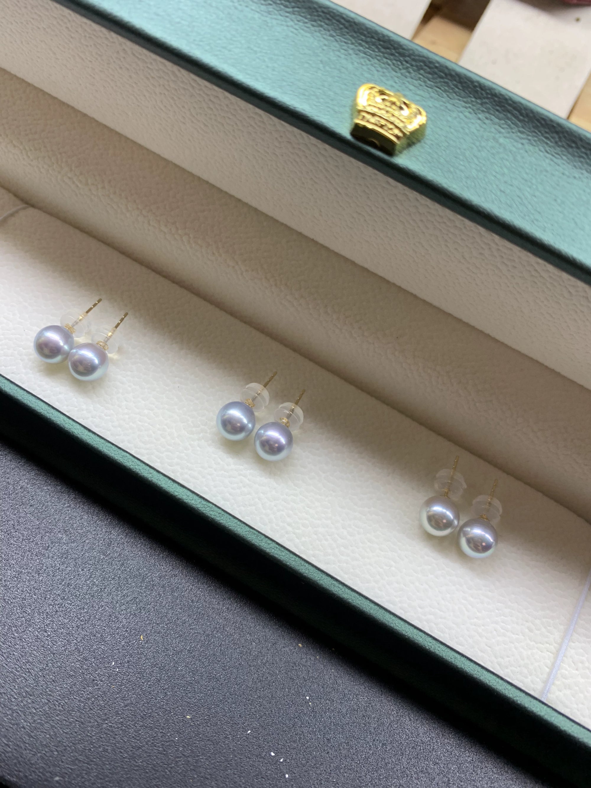 4A 5-9mm Blue Rose Akoya Pearl Earrings, Natural Round Saltwater Pearls with 18K Gold Stud Setting High Luster Slight Blemish Jewelry