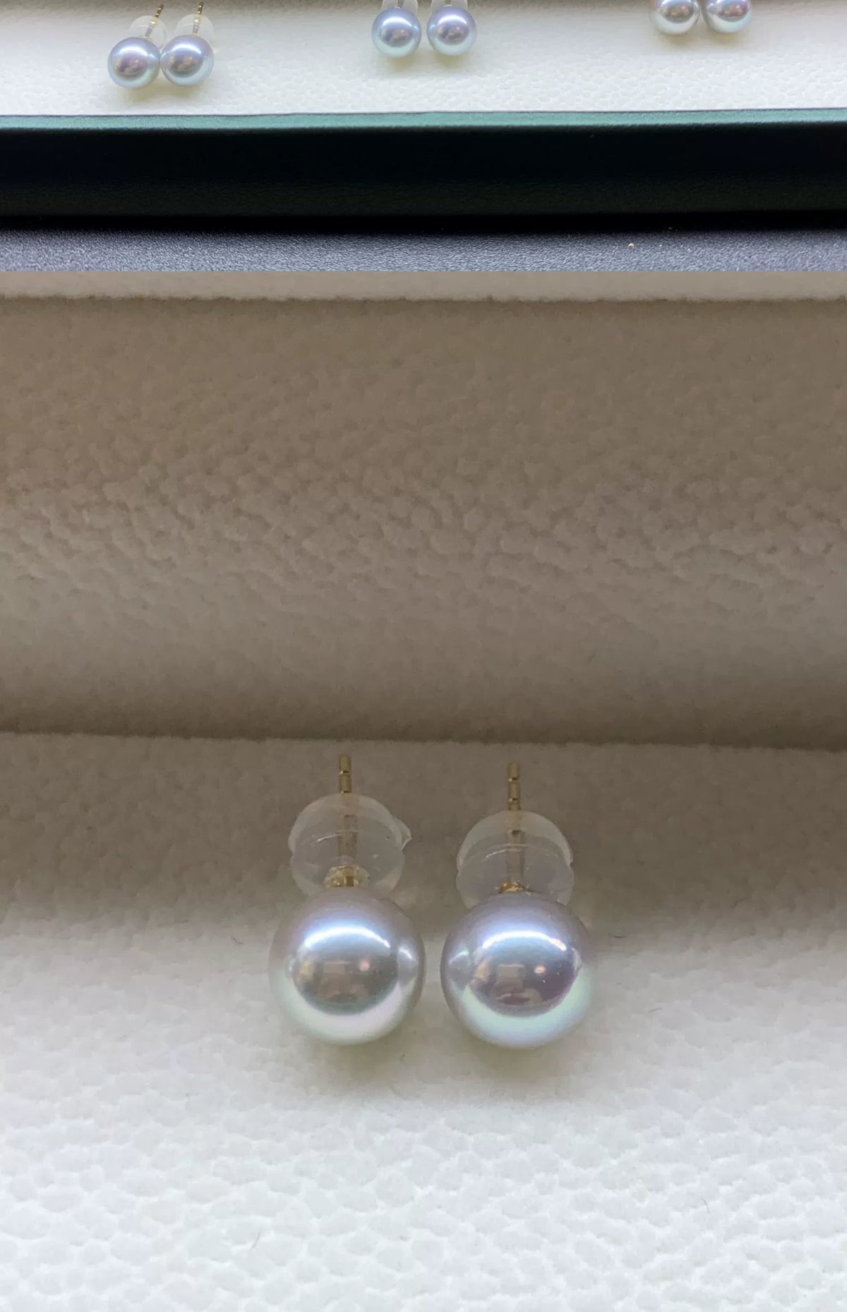 4A 5-9mm Blue Rose Akoya Pearl Earrings, Natural Round Saltwater Pearls with 18K Gold Stud Setting High Luster Slight Blemish Jewelry