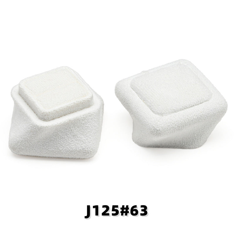 Velvet Ring Box Wedding Proposal Ring Holder Luxury Jewelry Gift Box Vintage Engagement Ring Case Travel Ring Box