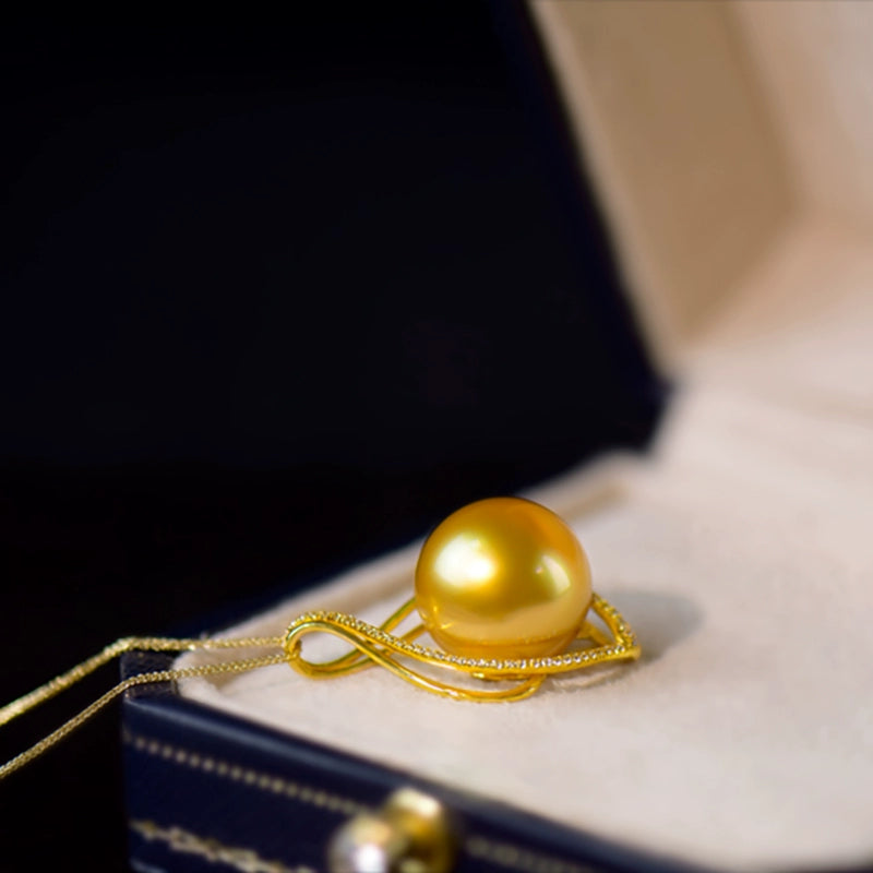 5A 13–14mm Deep Golden South Sea Pearl Pendant, Luxury 18K Gold Setting Gift for Mom, Round Sea Pearl No Chain Included