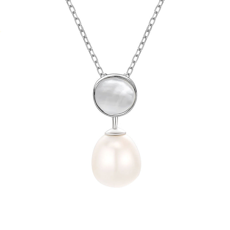 mother of pearl and pearl necklace setting