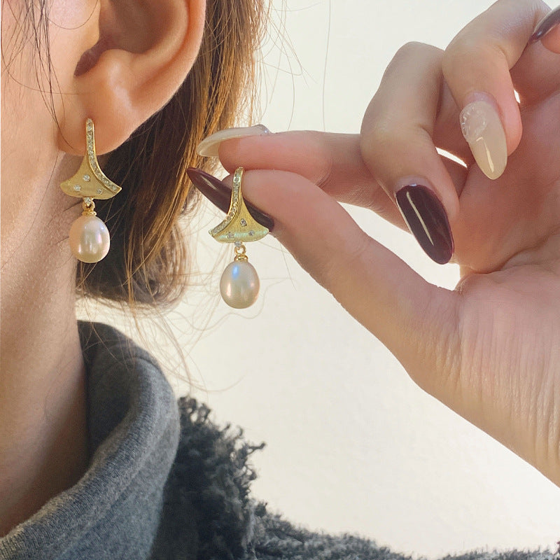 fashionable light luxury earring setting