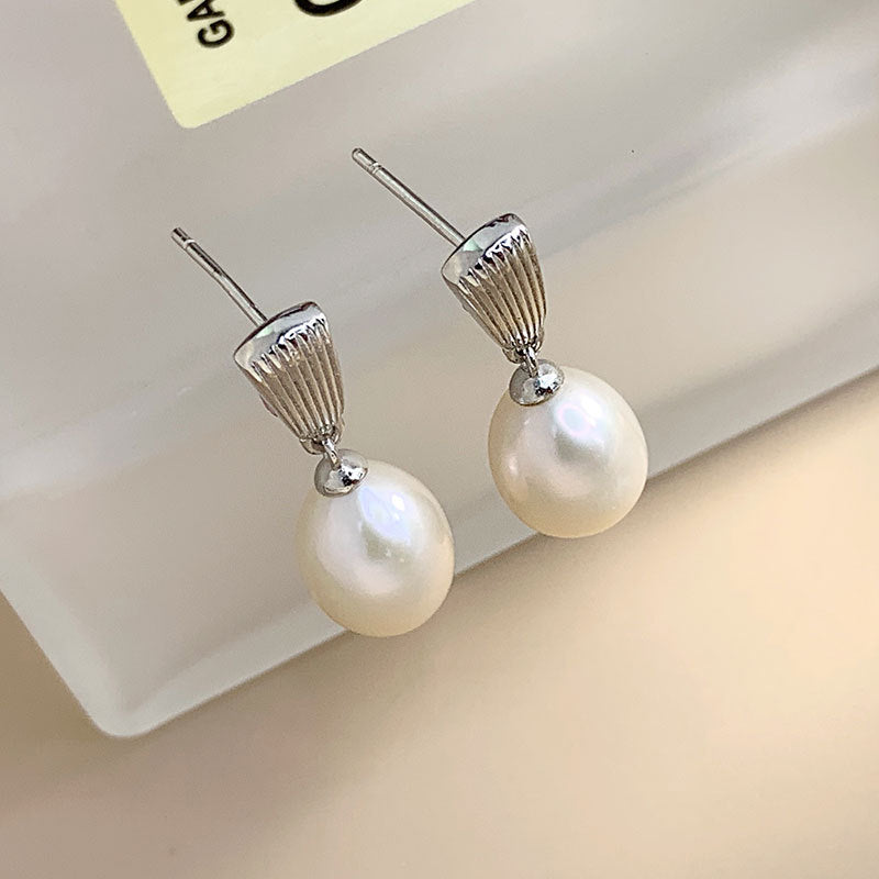 Women Fashion Simple earring pearl settings