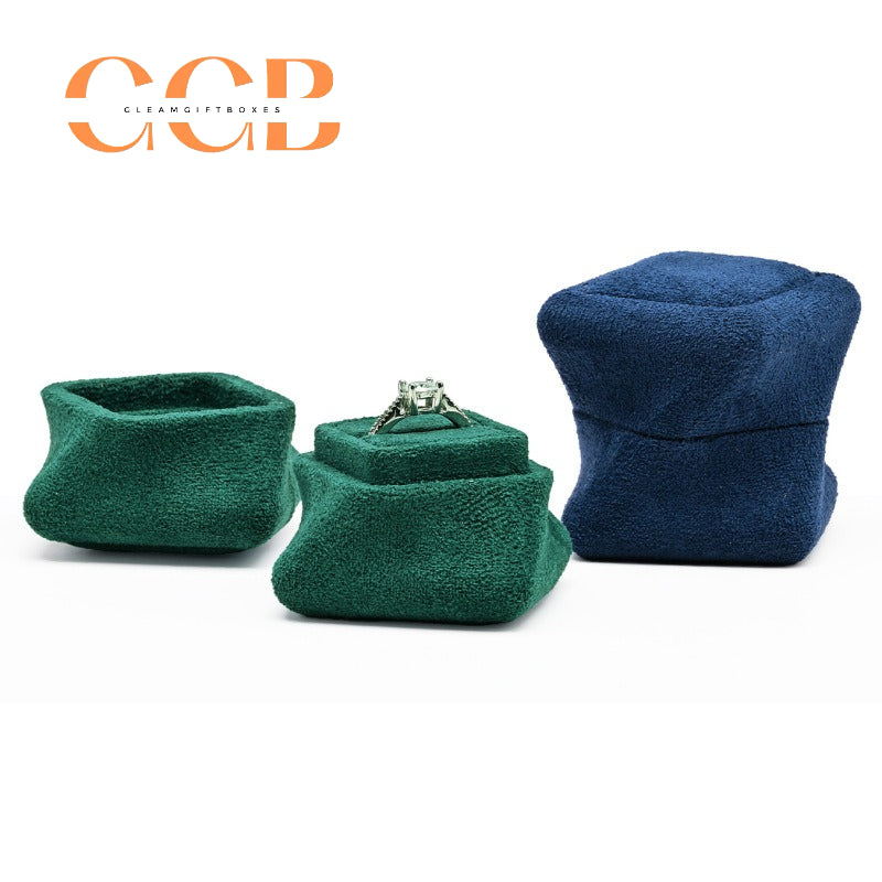 Velvet Ring Box Wedding Proposal Ring Holder Luxury Jewelry Gift Box Vintage Engagement Ring Case Travel Ring Box