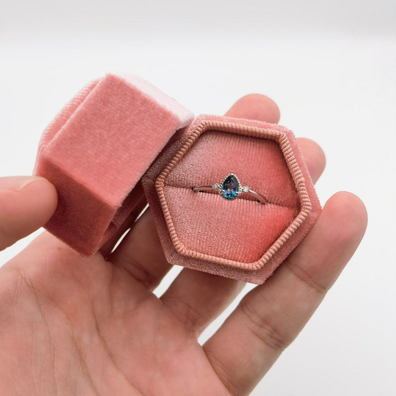 Rose Pink Single Slot Velvet Ring Box