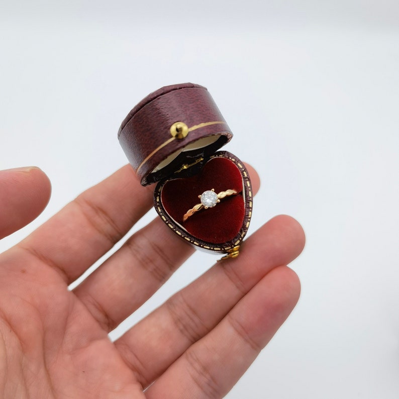 Vintage Heart Red Ring Box