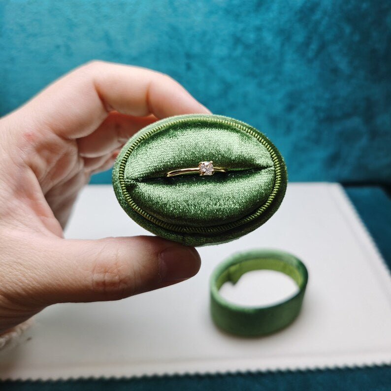 Green Oval Velvet Ring Single Slot Ring Box