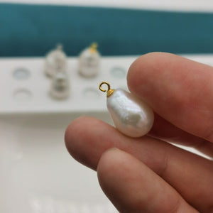 10-11mm Teardrop Baroque pearl pendent