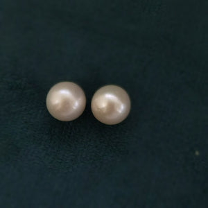 One pair aa+ 9.5-10mm half drilled white round freshwater pearls