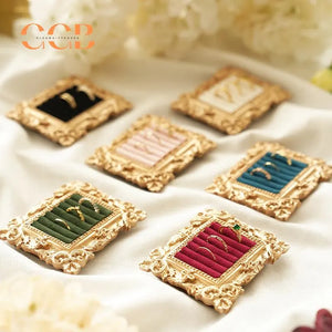 Vintage Gold Ring Display Jewelry Holder for Wedding Photography Props